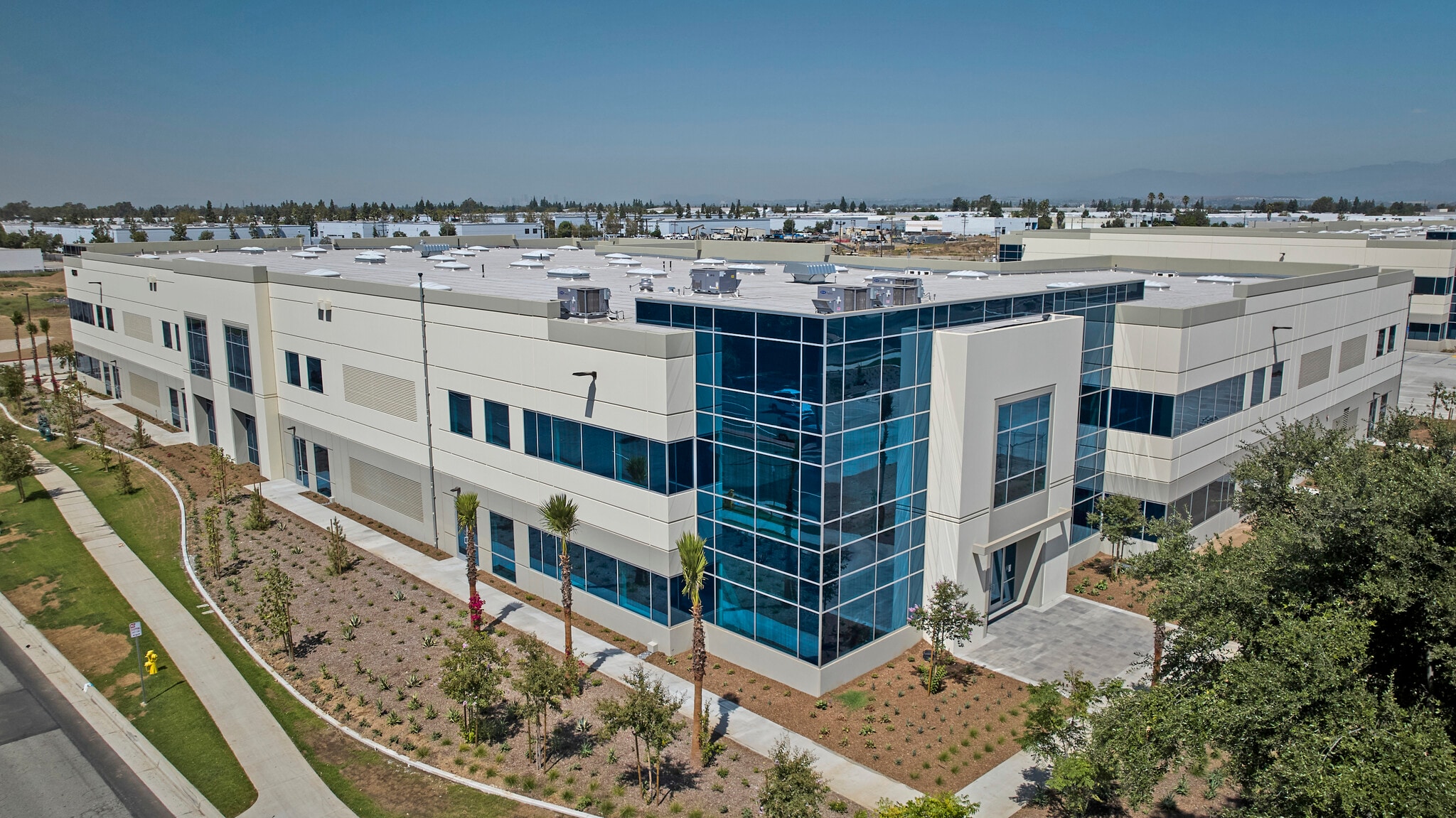 12551 Telegraph Rd, Santa Fe Springs, CA for lease Interior Photo- Image 1 of 2