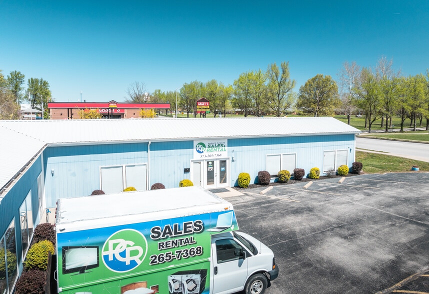 329 N Jefferson St, Saint James, MO for sale - Building Photo - Image 2 of 28