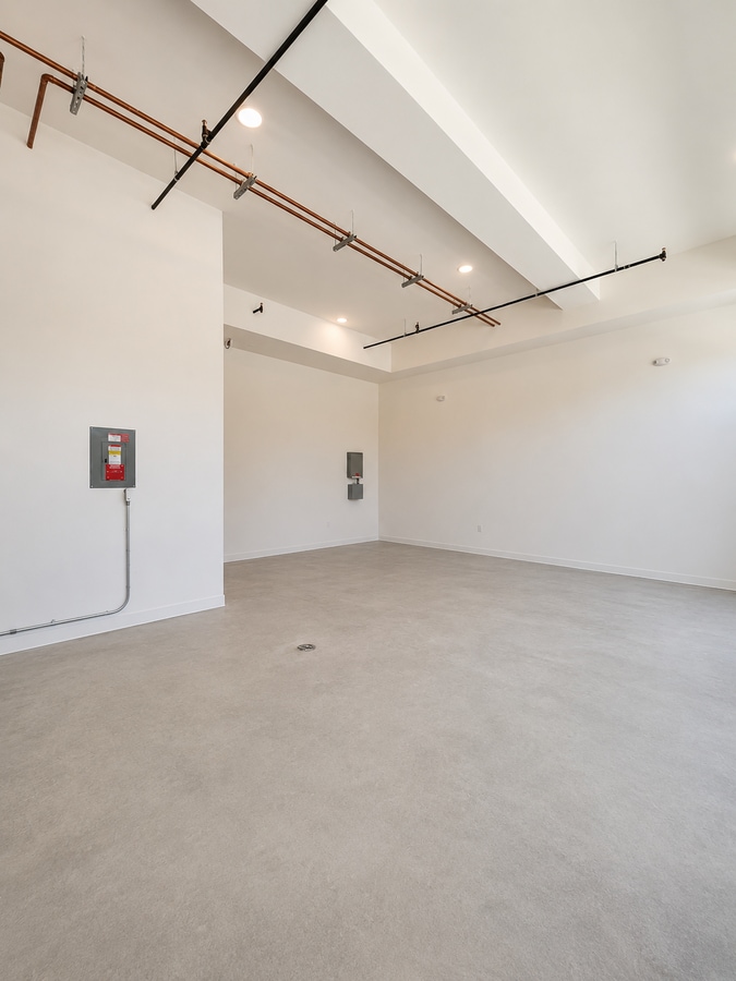 18491 Monterey Rd, Morgan Hill, CA 95037 - Unit C4 -  - Interior Photo - Image 2 of 3