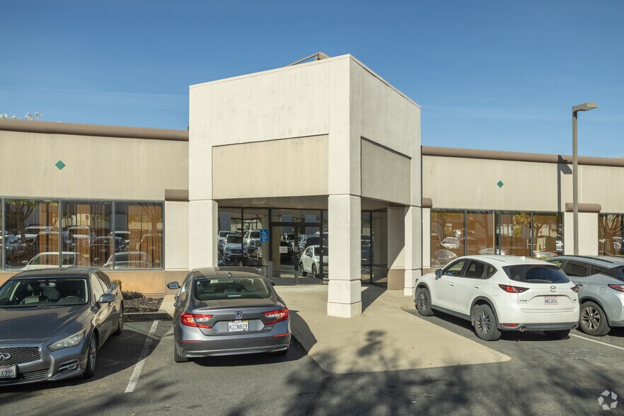 251 Turn Pike Dr, Folsom, CA for lease - Building Photo - Image 3 of 6