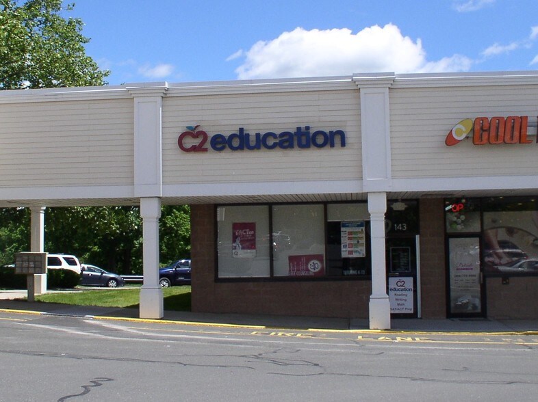 143 Federal Rd, Brookfield, CT for sale - Building Photo - Image 1 of 1