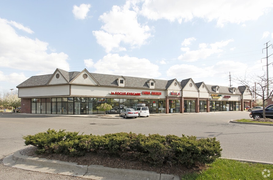 35101-36175 E Michigan Ave, Wayne, MI for lease - Building Photo - Image 1 of 2