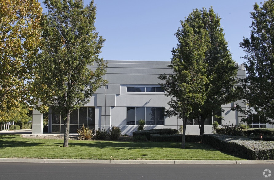 1813 Rutan Dr, Livermore, CA for lease - Building Photo - Image 2 of 3