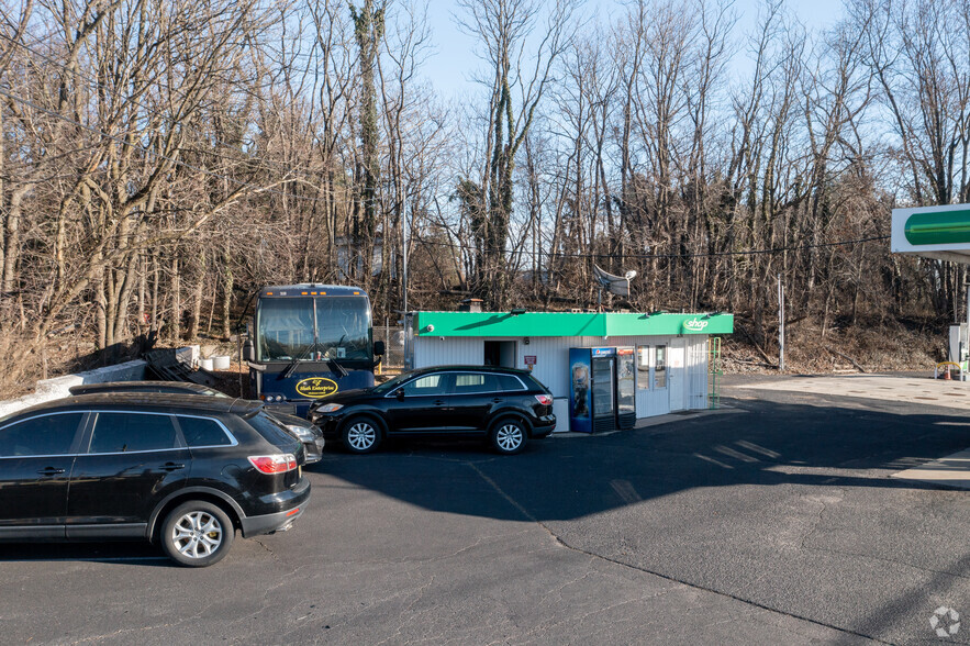 231 US-206, Bordentown, NJ for sale - Building Photo - Image 3 of 15