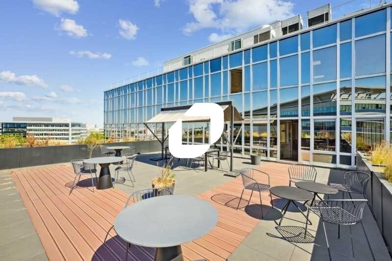 Office in Colombes for sale - Building Photo - Image 2 of 14