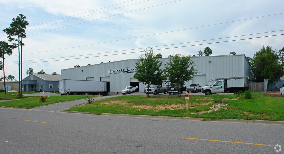 3350 Mclemore Dr, Pensacola, FL for lease - Primary Photo - Image 2 of 3