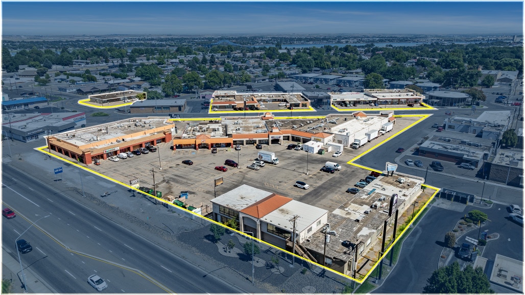 Kennewick Village portfolio of 7 properties for sale on LoopNet.com Building Photo- Image 1 of 6