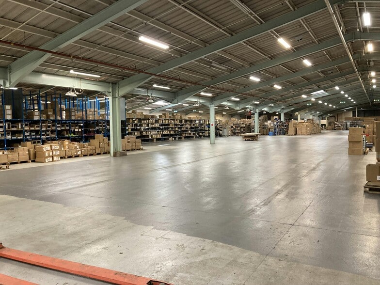 Nelson Way, Cramlington for lease - Interior Photo - Image 3 of 10