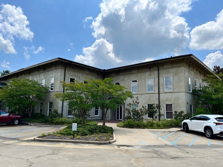 599 Highland Colony Pky, Ridgeland, MS 39157