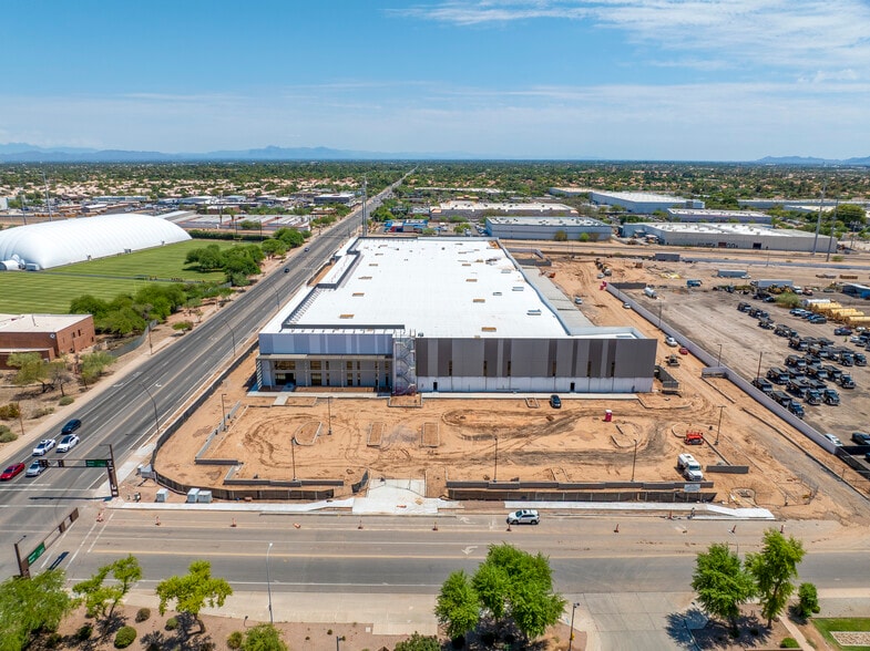 811 W Warner Rd, Tempe, AZ for lease - Building Photo - Image 2 of 4