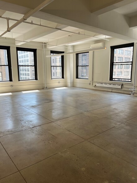 350 Seventh Ave, New York, NY for lease - Interior Photo - Image 2 of 10