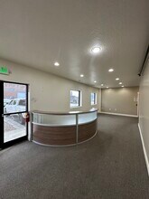 1053-1087 S 1675 W, Orem, UT for lease Lobby- Image 2 of 11