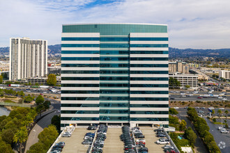 2100 Powell St, Emeryville, CA - aerial  map view