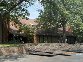 900 Ridge Rd, Munster, IN for lease Interior Photo- Image 1 of 11