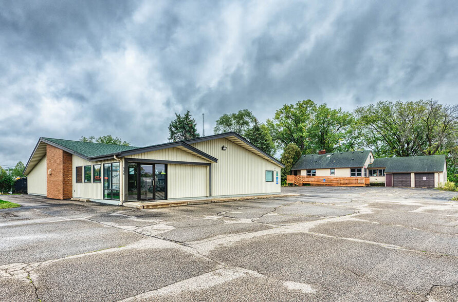 32 E Mendota Rd, Inver Grove Heights, MN for sale - Primary Photo - Image 1 of 1