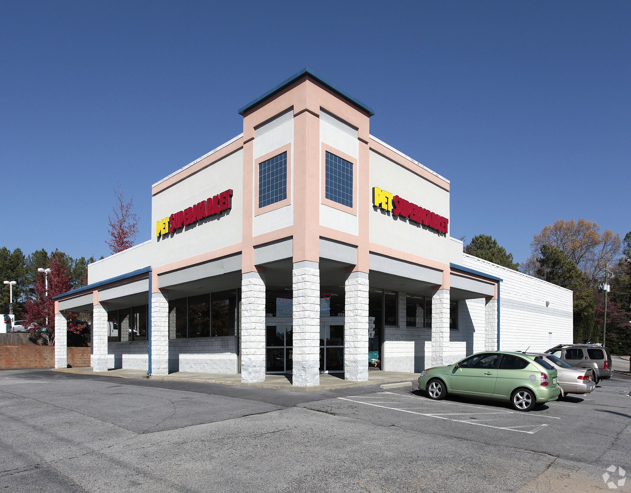 3821 S Cobb Dr, Smyrna, GA for lease Building Photo- Image 1 of 5