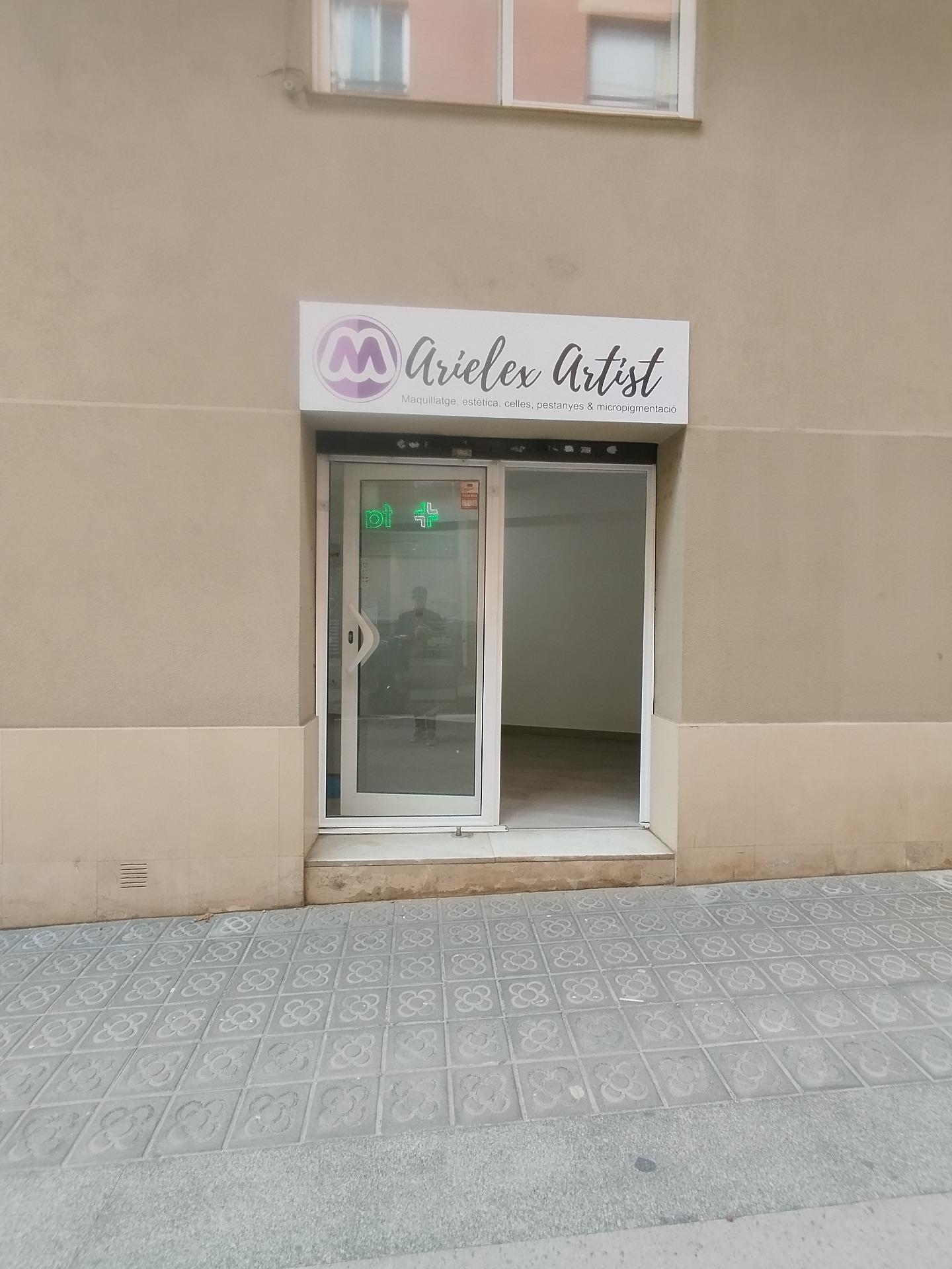 Retail in Barcelona, Barcelona for lease Construction Photo- Image 1 of 9