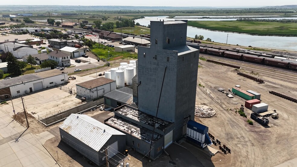 103 1st St W, Williston, ND for sale - Aerial - Image 3 of 23