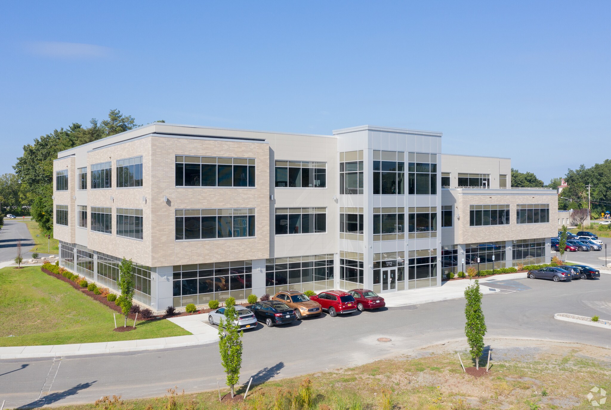 1712 Route 9, Halfmoon, NY for lease Primary Photo- Image 1 of 29