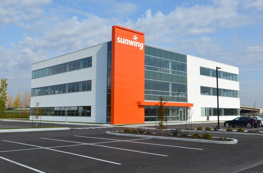 3105 Pl Louis-R.-Renaud, Laval, QC for lease - Building Photo - Image 2 of 13