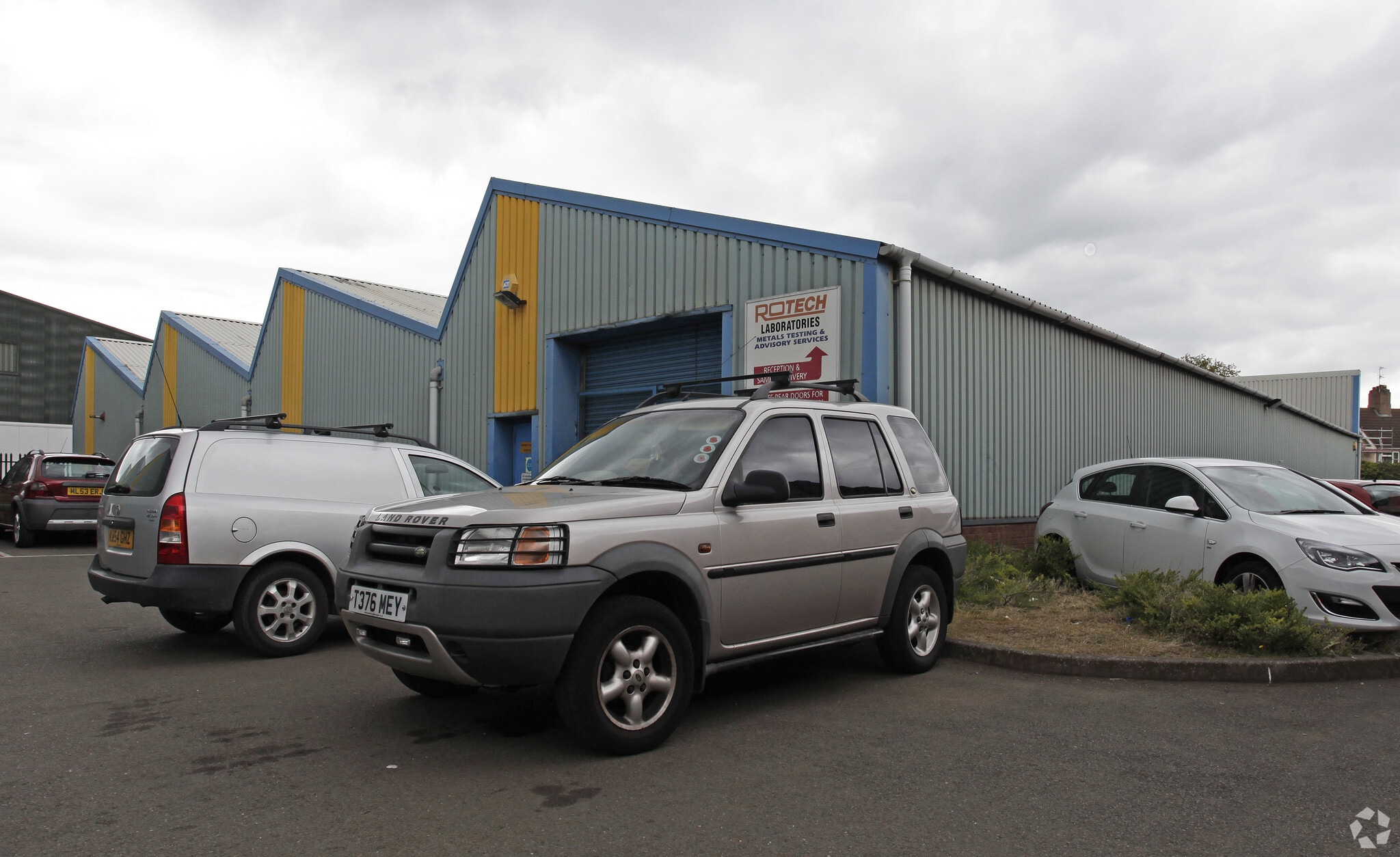 Western Way, Wednesbury for sale Primary Photo- Image 1 of 3