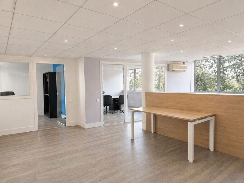 84-90 Rue Paul Bert, Lyon for sale - Interior Photo - Image 1 of 11
