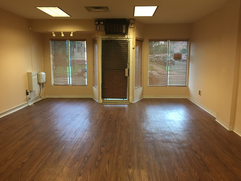 86 Overlook Ave, Belleville, NJ for lease - Interior Photo - Image 2 of 5