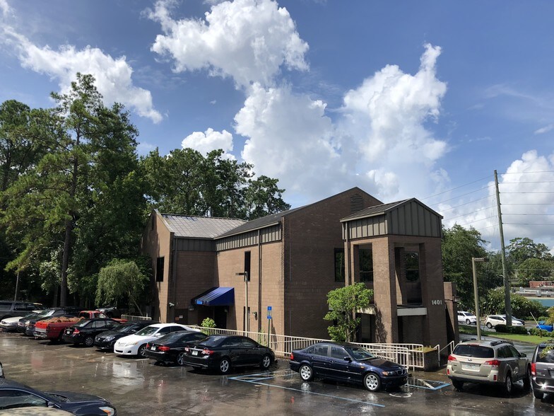 1401 Miccosukee Rd, Tallahassee, FL 32308
