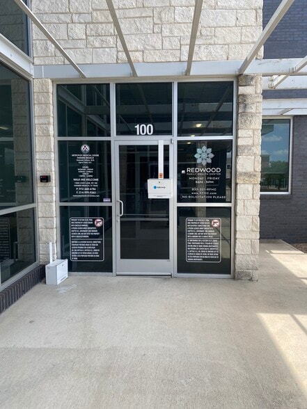 13000 Josey Ln, Farmers Branch, TX for lease - Building Photo - Image 2 of 17