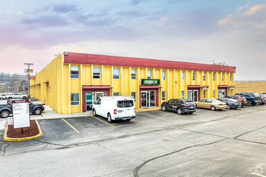 3119 Merriam Ln, Kansas City, KS 66106