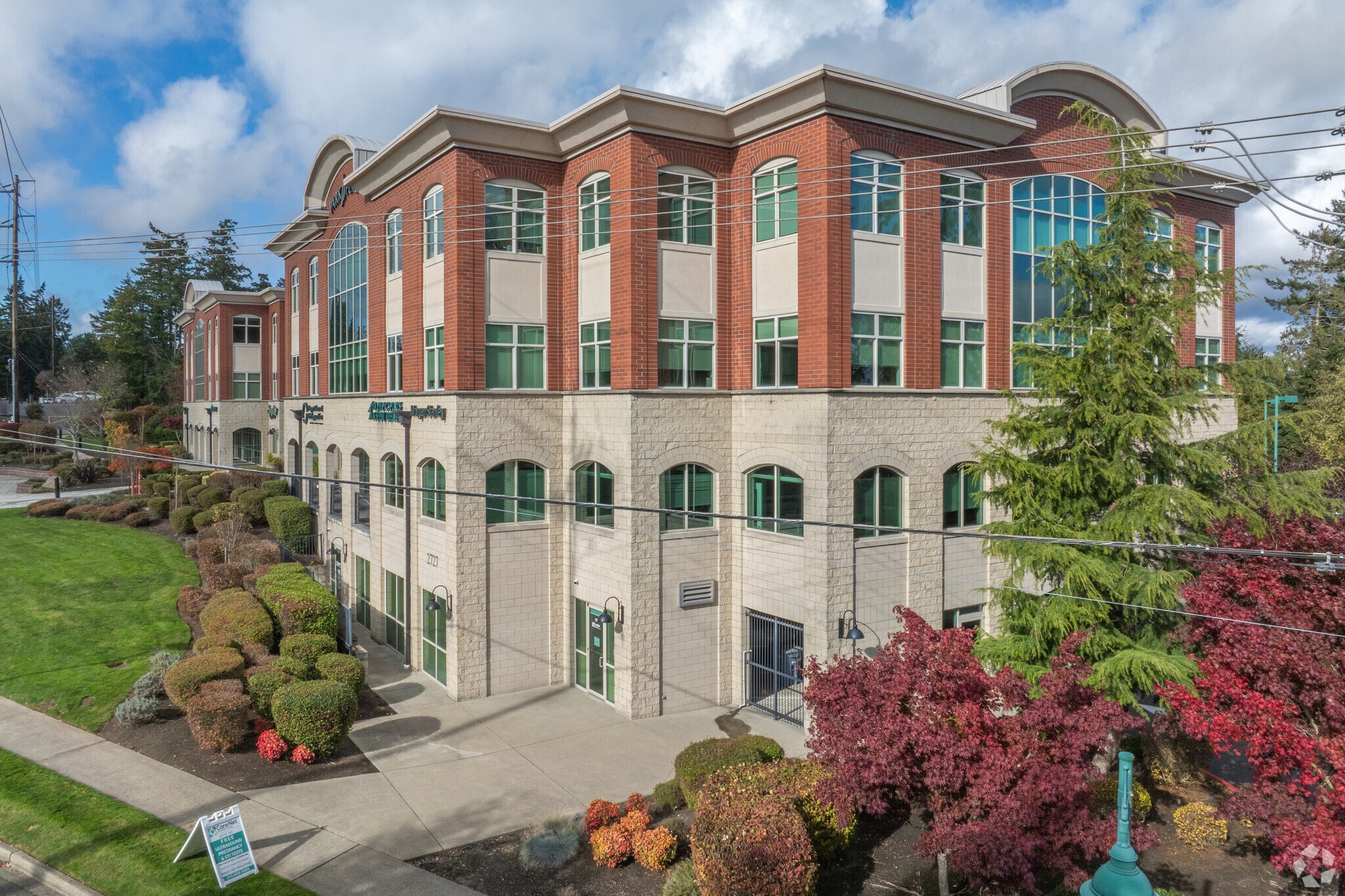 2727 Hollycroft St, Gig Harbor, WA for lease Primary Photo- Image 1 of 8