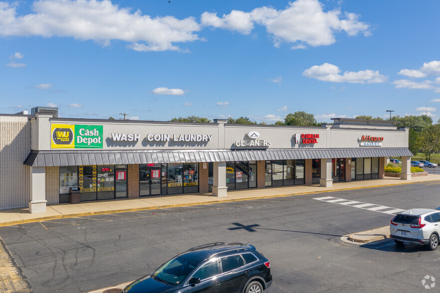 7801-7863 Sudley Rd, Manassas, VA for lease - Building Photo - Image 3 of 8