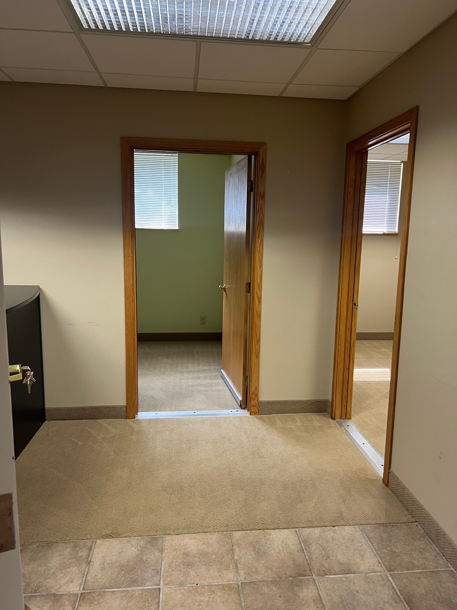 2040 Douglas Dr N, Golden Valley, MN for lease Interior Photo- Image 1 of 3