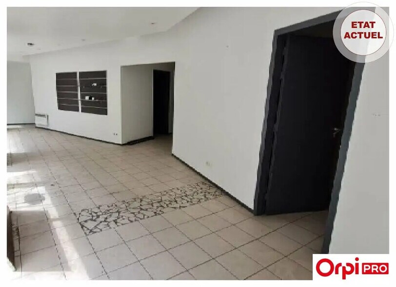 Retail in Saint-Brieuc for lease - Interior Photo - Image 3 of 6