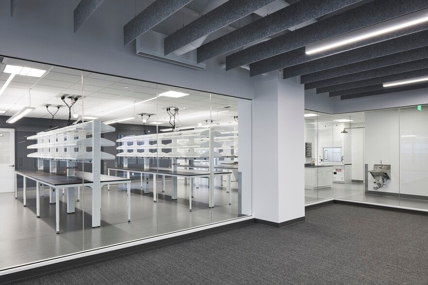 1930 Boren Ave, Seattle, WA for lease - Interior Photo - Image 1 of 9