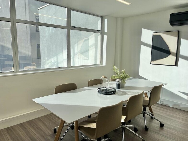 81 Southwark St, London for lease - Building Photo - Image 3 of 32