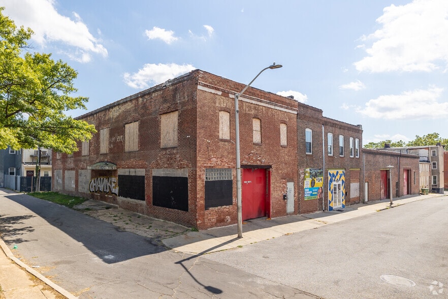 1301 N Spring St, Baltimore, MD for sale - Primary Photo - Image 1 of 1