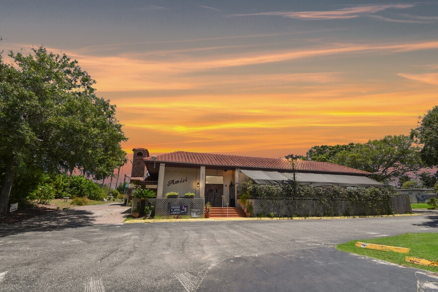 1915 A1A S, Saint Augustine, FL for sale - Primary Photo - Image 1 of 77