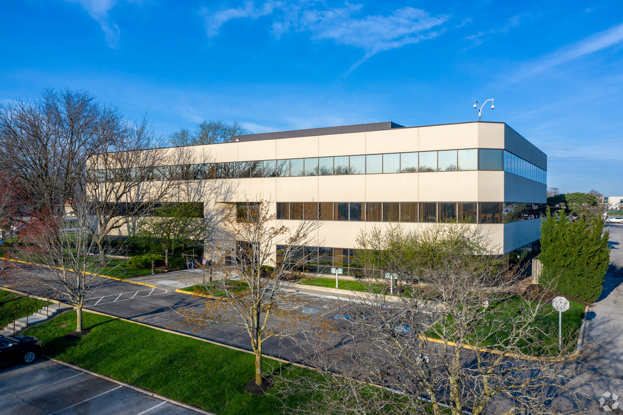 8800 W 75th St, Merriam, KS for lease Building Photo- Image 1 of 11