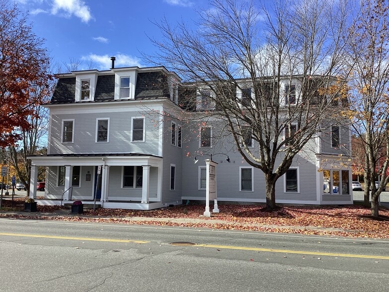 106 Hanover St, Lebanon, NH for lease - Building Photo - Image 2 of 9