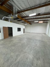 7306 Coldwater Canyon Ave, North Hollywood, CA for lease Interior Photo- Image 1 of 4