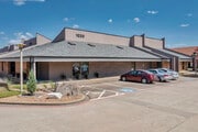 North Coit Medical Plaza - Live-Work Space