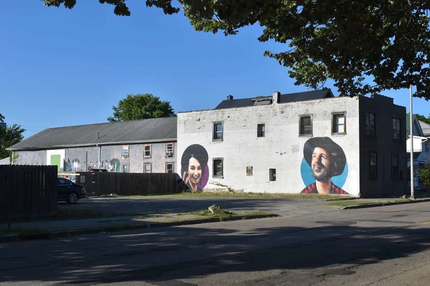 16 Lisle Ave, Binghamton, NY for sale - Building Photo - Image 1 of 8