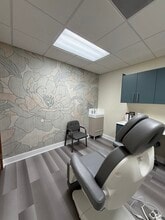 1911 Harrison St, Hollywood, FL for lease Interior Photo- Image 2 of 7