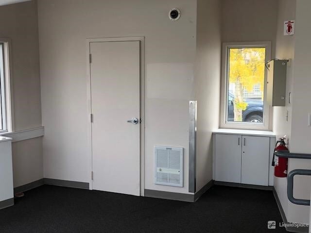 541 Eastern Point Rd, Groton, CT for lease - Interior Photo - Image 3 of 8