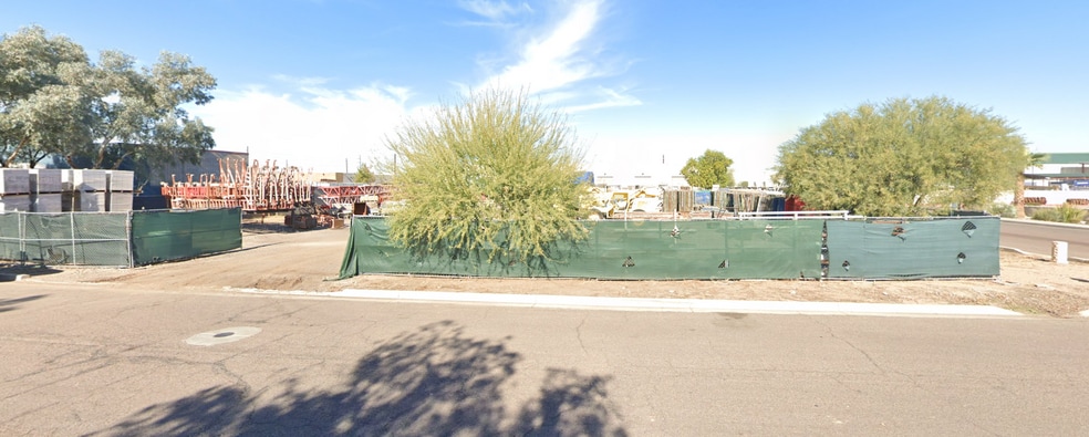7020 W Augusta Ave, Glendale, AZ for lease - Building Photo - Image 3 of 11