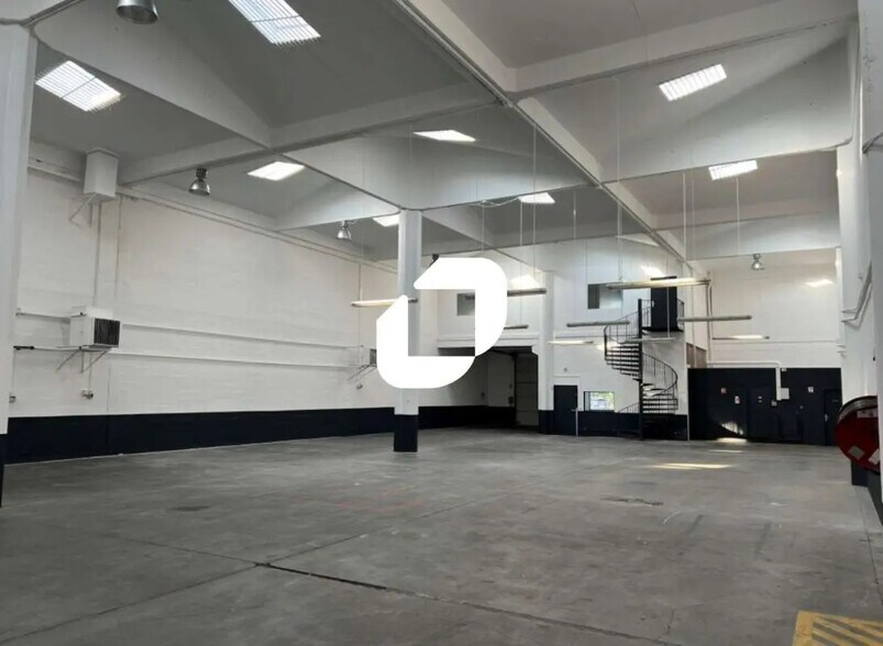 Office in VILLENEUVE-D'ASCQ for lease - Interior Photo - Image 3 of 10