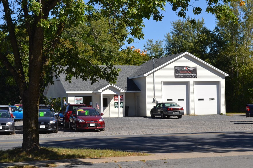 142 Dix Ave, Glens Falls, NY for sale - Building Photo - Image 1 of 1