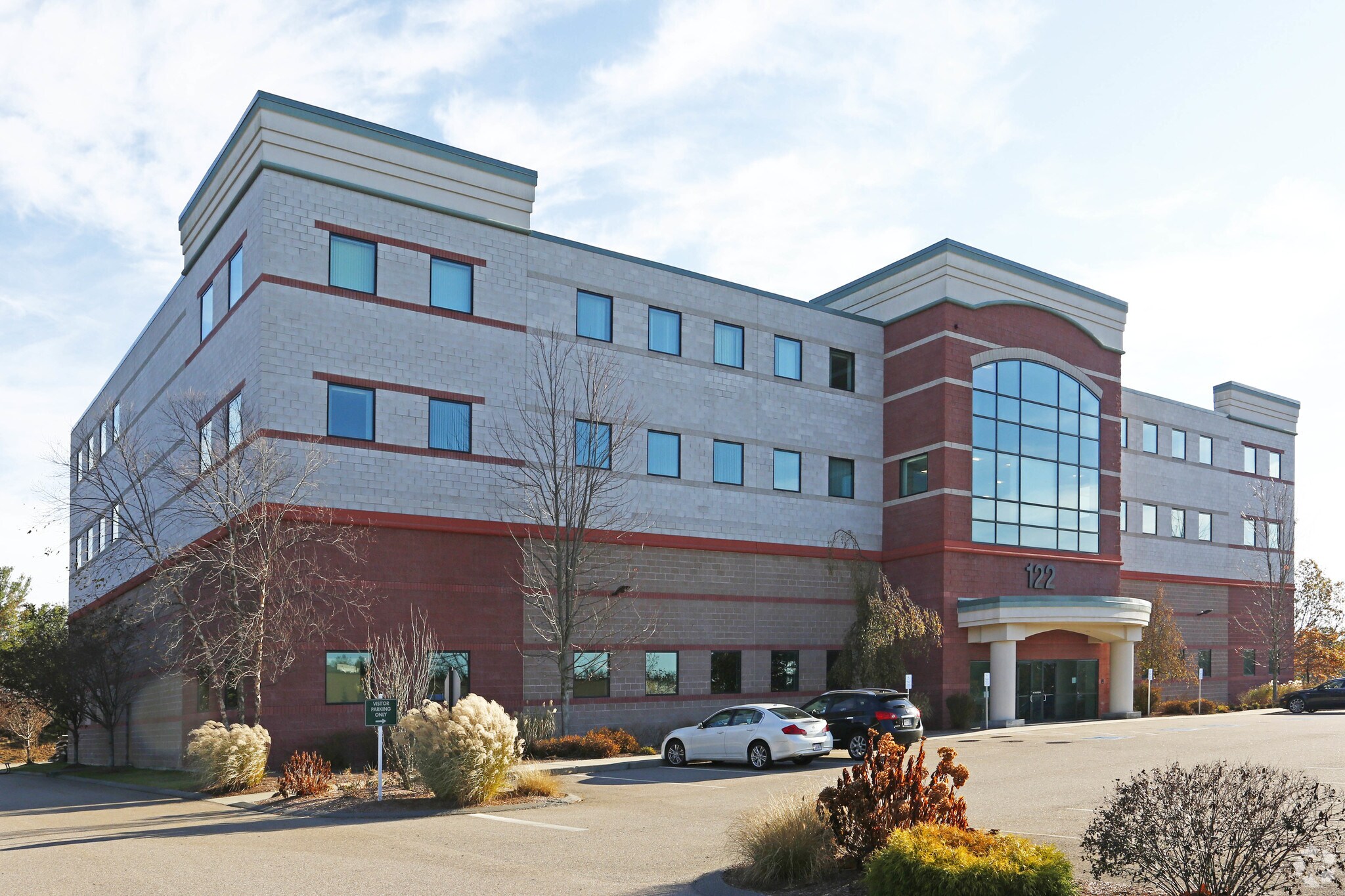 122 Grove St, Franklin, MA for sale Primary Photo- Image 1 of 1