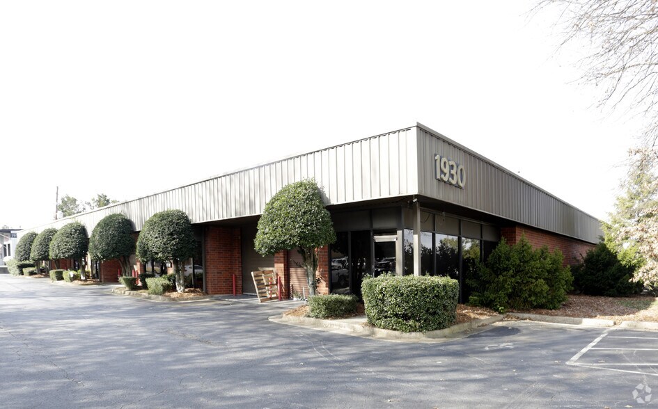 1930 Airport Industrial Park Dr, Marietta, GA for sale - Building Photo - Image 1 of 1